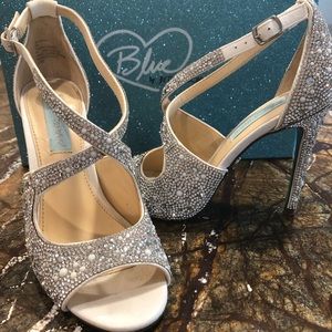 Betsy Johnson Blue bejeweled strapping heel